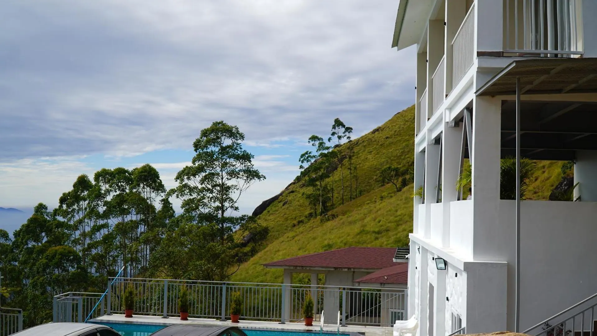 The Cloud Hotel Devikolam