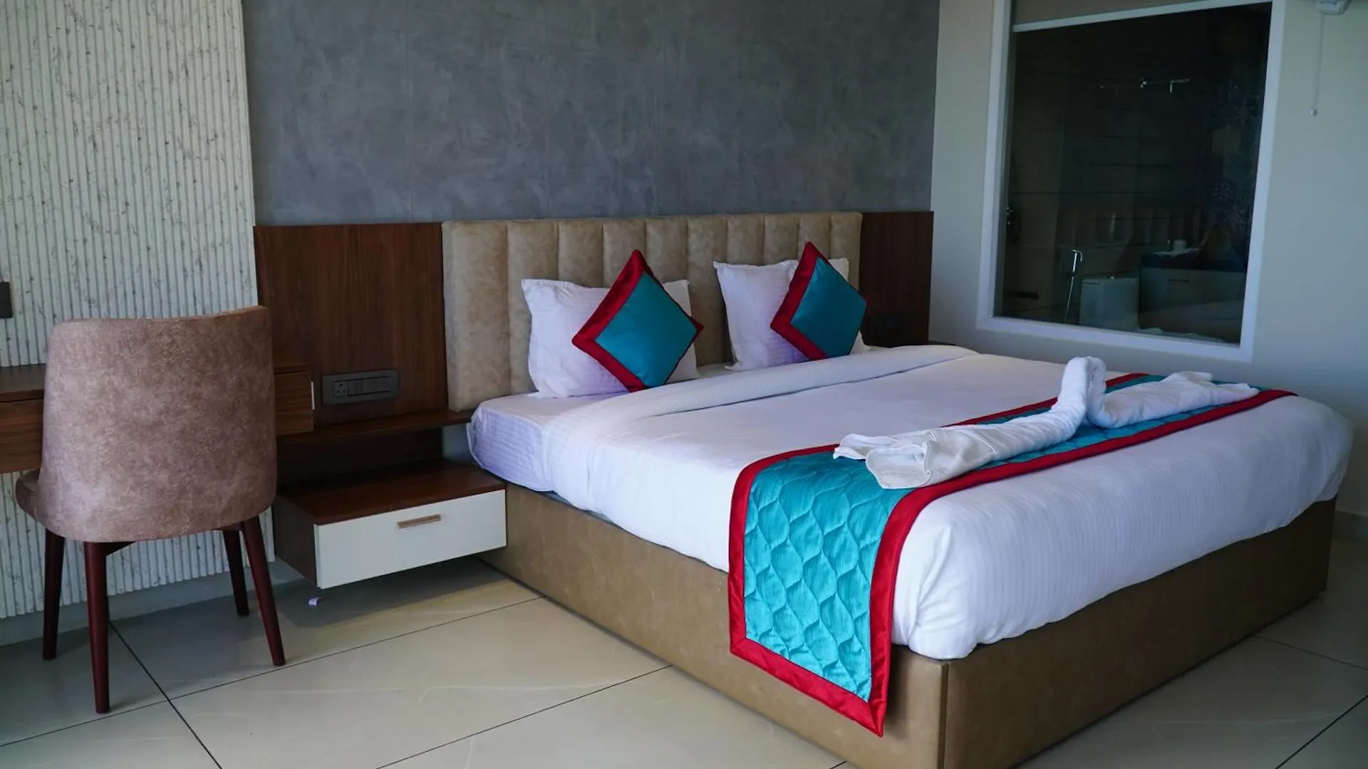 The Cloud Hotel Devikolam India