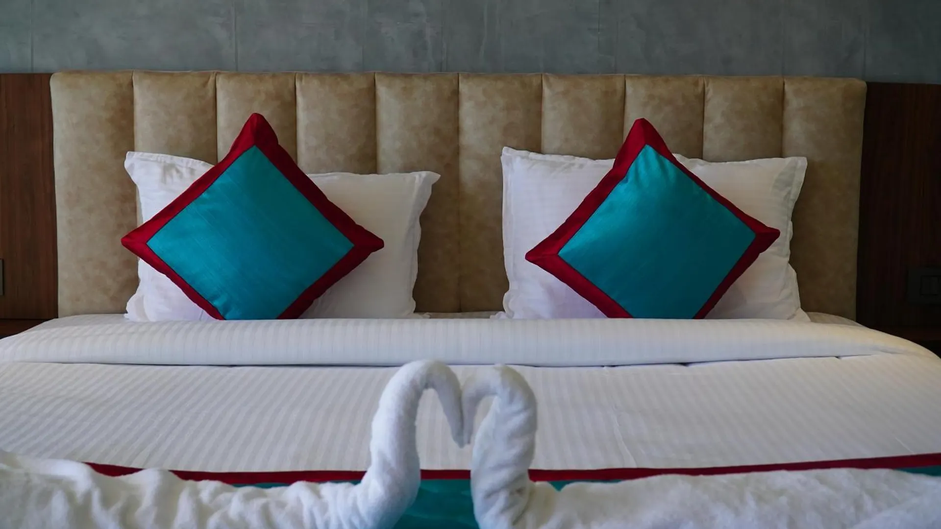 The Cloud Hotel Devikolam