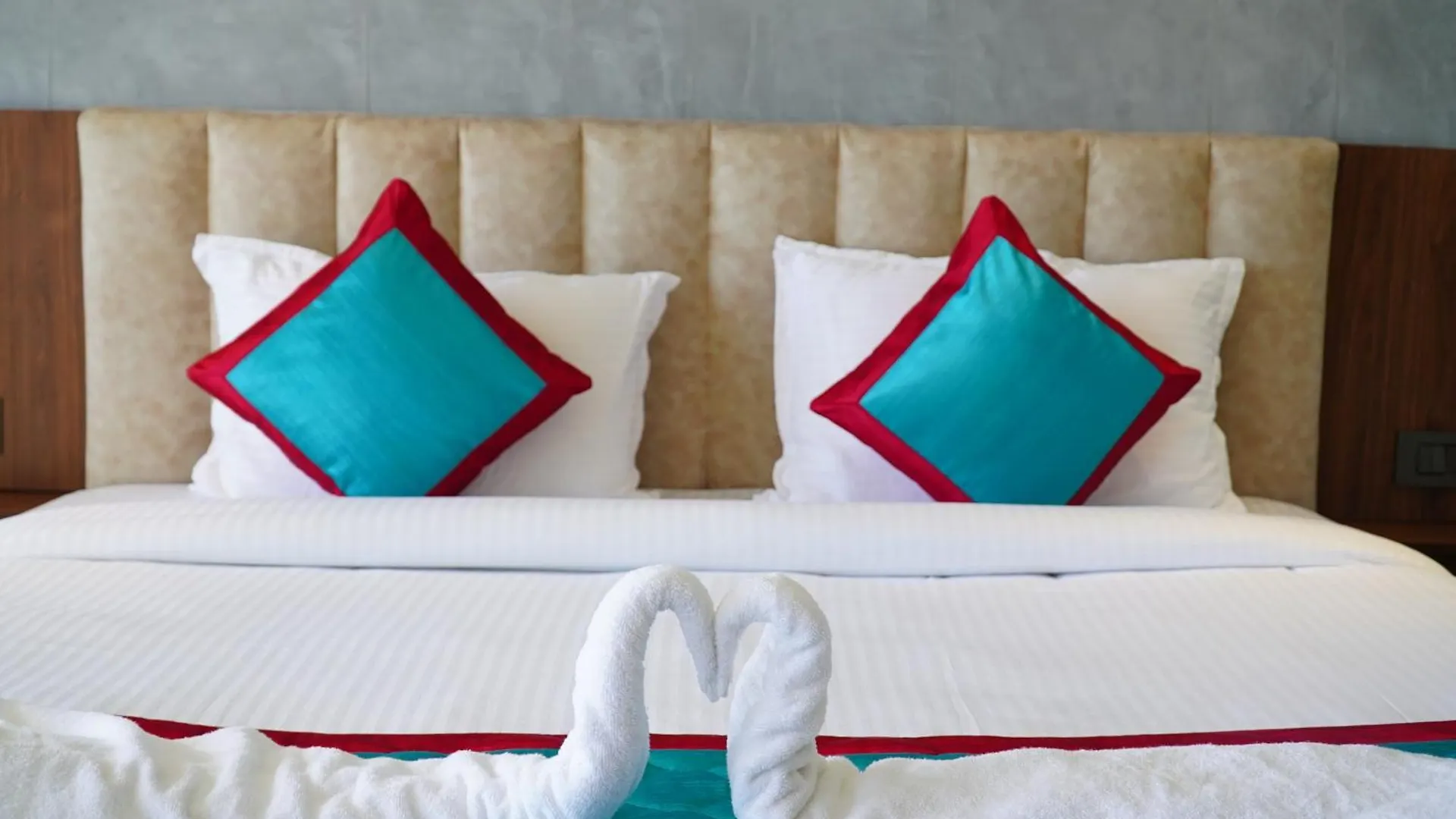 The Cloud Hotel Devikolam